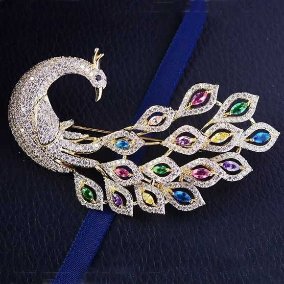 VQ Phoenix Brooch - Picture 2 of 7